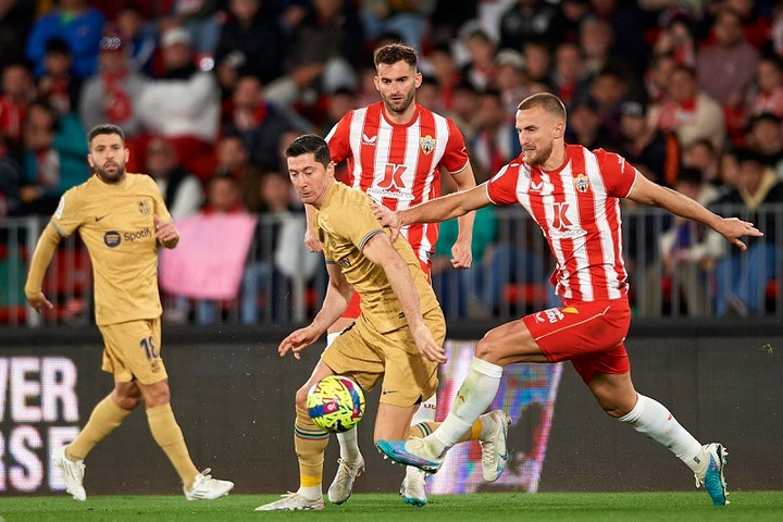 Barcelona chạm trán Almeria tại La Liga