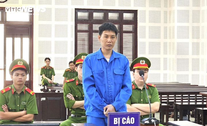 Trần Văn Dũng tại phiên xét xử.