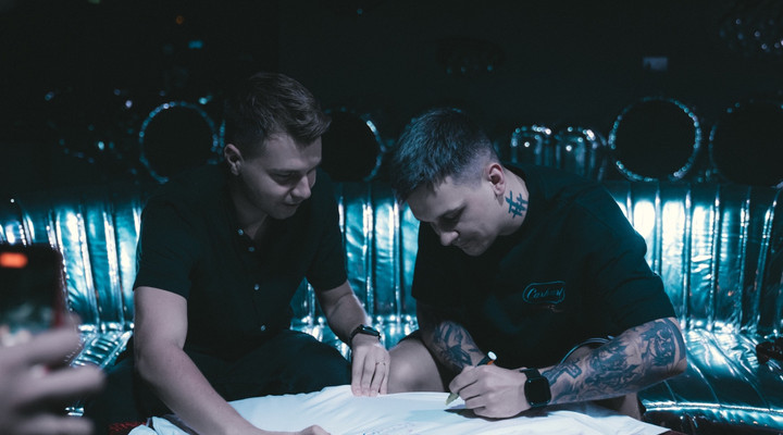 Hai DJ tên tuổi gần đây nhất mà anh giới thiệu đến công chúng là DNF & I GOT U.