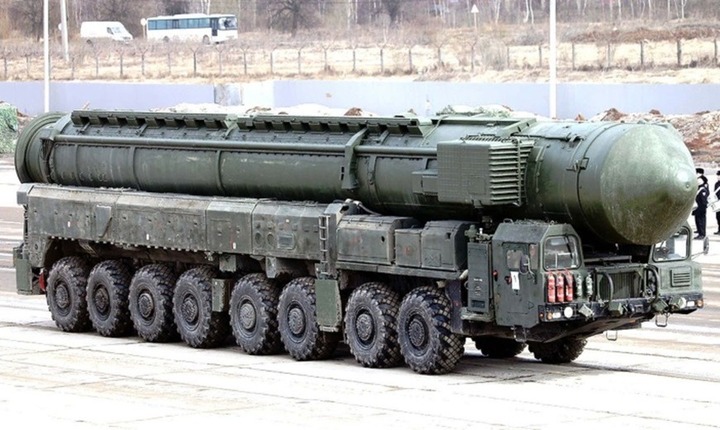 Yars ICBM trên phương tiện phóng di động.