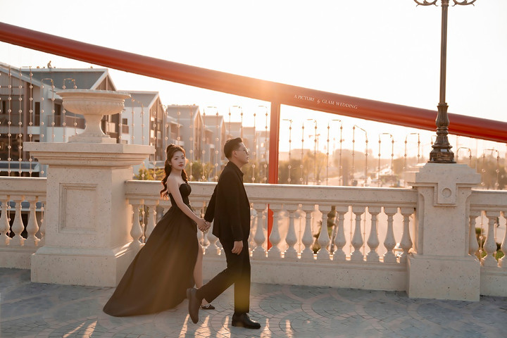 Check-in trên công trình biểu tượng kết nối văn hóa Đông Tây.