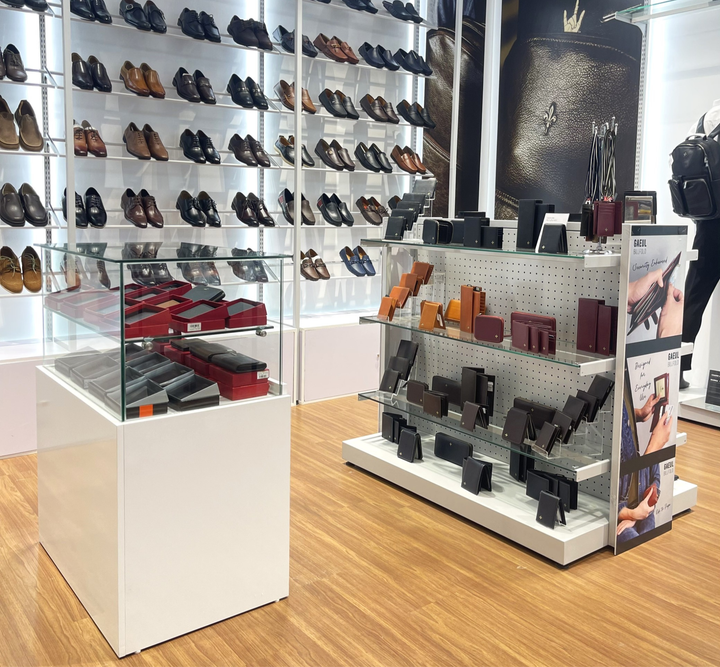 Các sản phẩm tại Glea là sự kết hợp hài hòa giữa cổ điển và hiện đại.