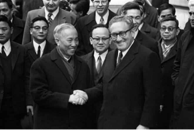 Vị chính khách nào của Việt Nam từng từ chối nhận giải Nobel Hòa bình năm 1973? - 3