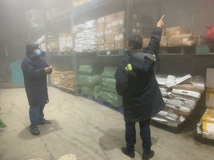 Công an TP.HCM phát hiện 25 tấn thực phẩm bẩn kho lạnh chờ bán vào dịp Tết .