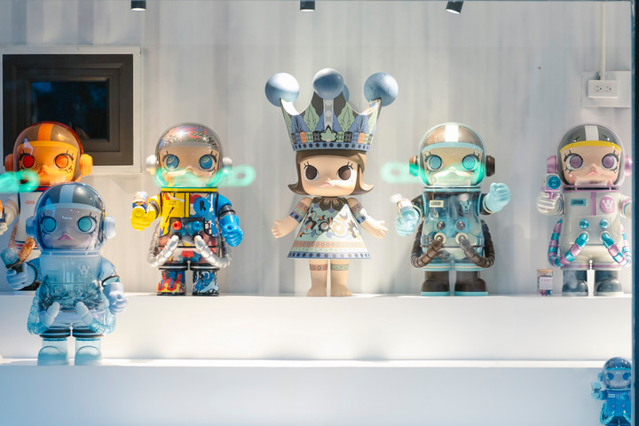 Gặp gỡ các nhân vật Art toy phiên bản giới hạn từ các thương hiệu Art toy quốc tế hàng đầu.