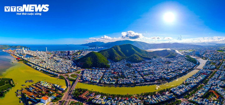 Đến năm 2050, Bình Định phấn đấu tiếp tục thuộc nhóm dẫn đầu vùng Bắc Trung Bộ và duyên hải Trung Bộ