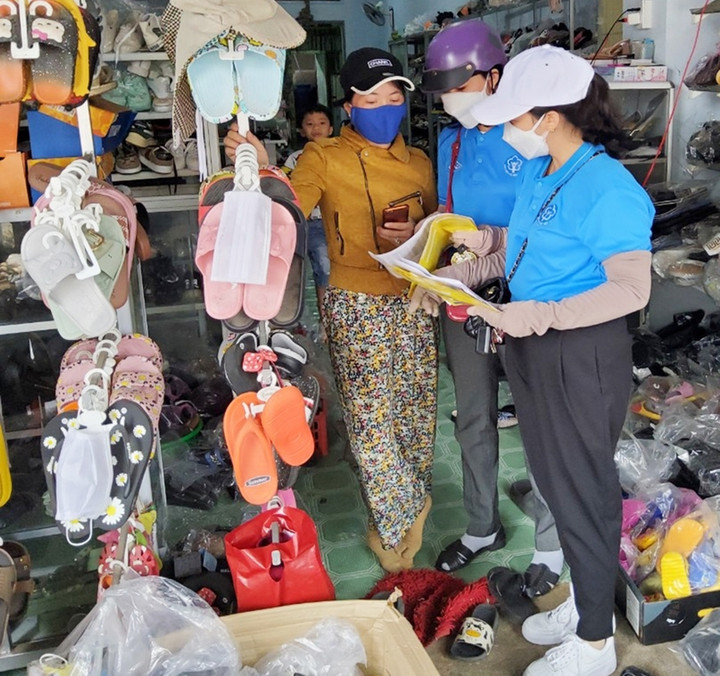 Ngành BHXH tỉnh tiếp tục phối hợp tuyên truyền, vận động nhằm nâng cao tỷ lệ người dân tham gia BHXH tự nguyện, BHYT hộ gia đình trong thời gian tới.