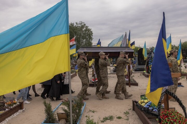 Một nghĩa trang của các quân nhân ở Ukraine.