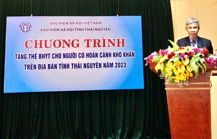 Ông Phan Bá Đào, Phó Giám đốc Công ty CP bệnh viện Quốc Tế Thái Nguyên phát biểu hưởng ứng Chương trình. (Ảnh:T.Huệ)