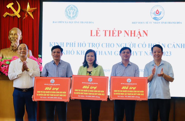 BHXH tỉnh Thanh Hóa: Tiếp nhận kinh phí hỗ trợ hoàn cảnh khó khăn tham gia BHYT - 1