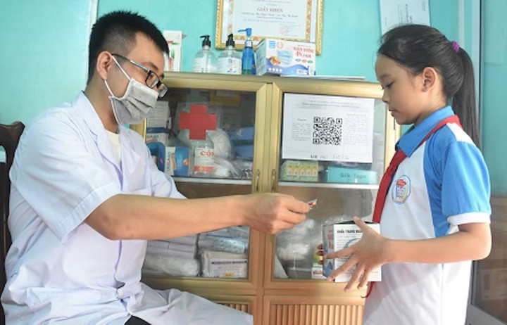 Chăm sóc sức khỏe ban đầu cho học sinh tại huyện Thái Thuỵ (Thái Bình). (Ảnh: Vũ Thị Thuý Dung)