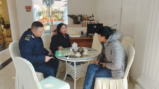 Phối hợp XNMT Lê Chân 3 tăng cường tuyên truyền, giám sát mô hình PLRTN tại Trung tâm tiệc cưới Phú Quý.