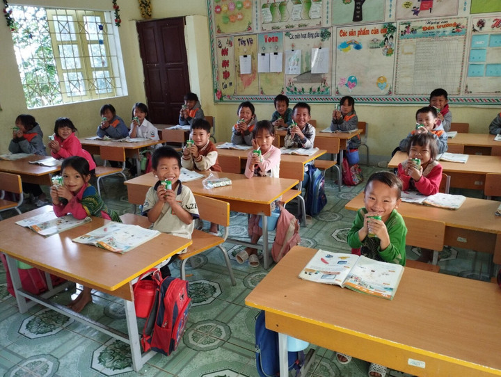 Hành trình mang sữa đến tay các trẻ em có hoàn cảnh khó khăn vùng biên giới phía Bắc vẫn đang tiếp tục triển khai.