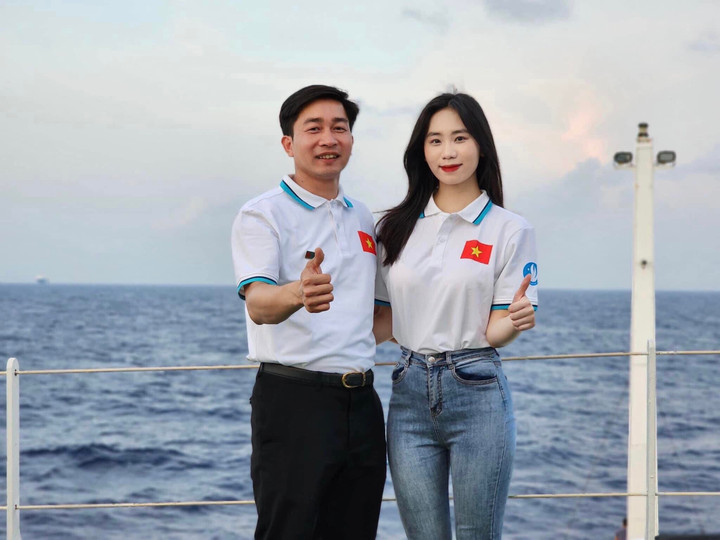 Suốt chặng đường vừa qua, Hoàng Lan luôn cảm thấy bản thân may mắn khi trở thành một trong những đại biểu của tỉnh Thái Nguyên tham gia hành trình “Sinh viên với biển đảo Tổ quốc” do Trung Ương Hội sinh viên Việt Nam tổ chức vào tháng 5/2023.