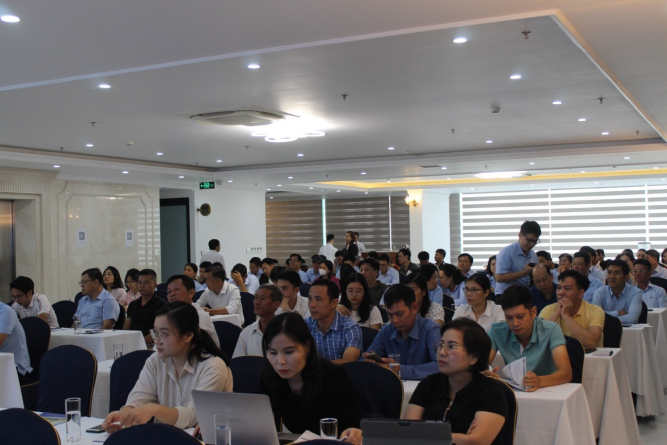 Ban truyền thông môi trường tham dự lớp tập huấn về quản lý chất thải rắn do Bộ TN&MT tổ chức.