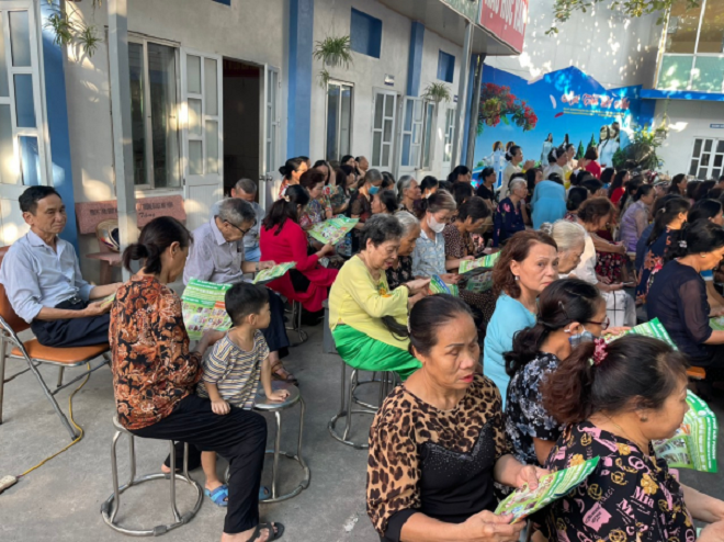 Phối hợp XNMT Lê Chân 3 tổ chức hội nghị tuyên truyền, hướng dẫn PLRTN và ra mắt mô hình tại TDP số 16, 19 P. Dư Hàng Kênh.