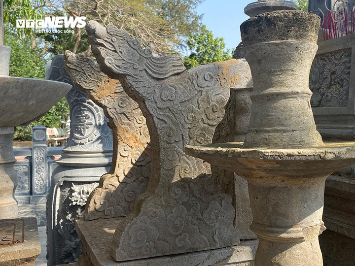 Trải qua thời gian, một số hạng mục của đền Canh Sơn xuống cấp. Năm 2022, UBND xã Đoàn Lập đã tu bổ, tôn tạo một số hạng mục như cải tạo nghi môn (còn gọi là Vọng vân đài), tường bao trước đền, giếng ngọc trước đền được kè đá, ốp lát đá xung quanh...