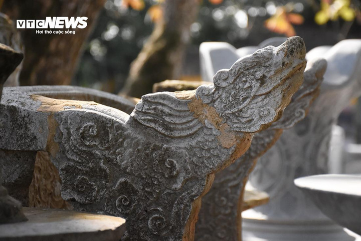 Trải qua hàng trăm năm, người dân địa phương luôn gìn giữ, bảo tồn những giá trị văn hoá, kiến trúc độc đáo của ngôi đền đá lộ thiên.