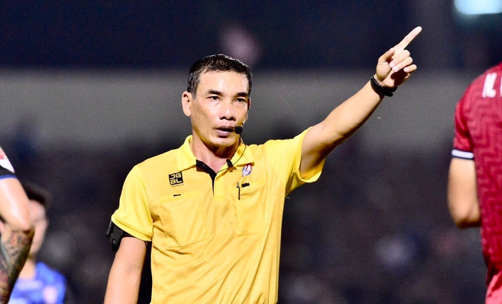 Trọng tài Đỗ Thành Đệ (Ảnh: VPF)