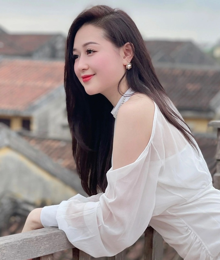 Những cô giáo xinh đẹp gây sốt mạng năm 2023 - 6
