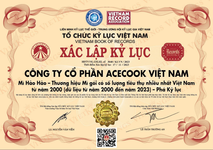 Chứng nhận của tổ chức Kỷ lục Việt Nam cho mì Hảo Hảo tháng 11/2023.