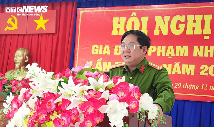 Đại tá Lê Thế Tý, Giám thị Trại giam Kênh 7.