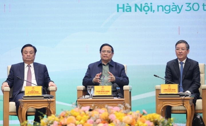 Thủ tướng đề nghị các ý kiến cần đánh giá tình hình, những việc đã làm một cách tổng thể, khách quan, toàn diện. (Ảnh: VGP/Nhật Bắc).