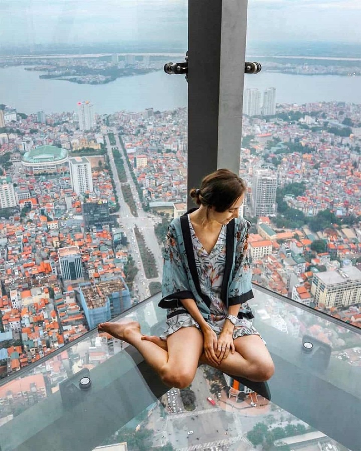 Sky Walk địa điểm hẹn hò trên cao chót vót.