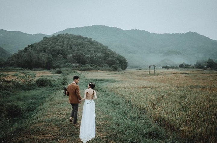 Ghé núi Hàm Lợn cùng người thương và ghi lại những bức ảnh “để đời”.