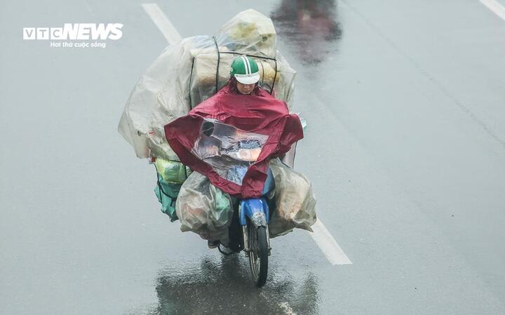 Ngày 3/1, miền Bắc mưa rét. (Ảnh minh hoạ: Ngô Nhung)