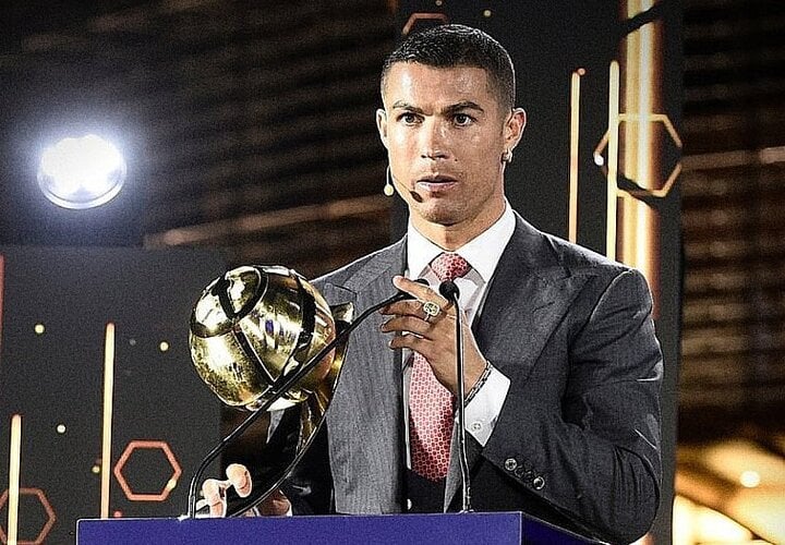 Ronaldo được vinh danh sau nỗ lực không ngừng nghỉ trong năm 2023.