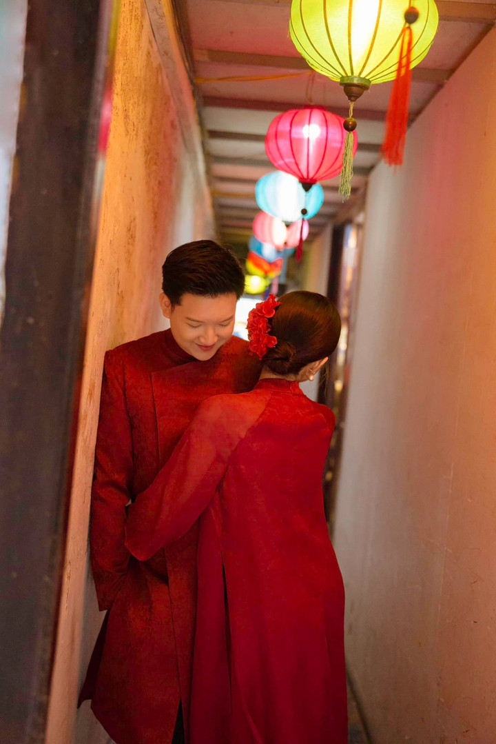 Được biết, Ngọc Huyền sẽ tổ chức đám cưới vào cuối tháng 1/2024. Nữ diễn viên giữ kín danh tính của chồng để giữ sự riêng tư cho anh.