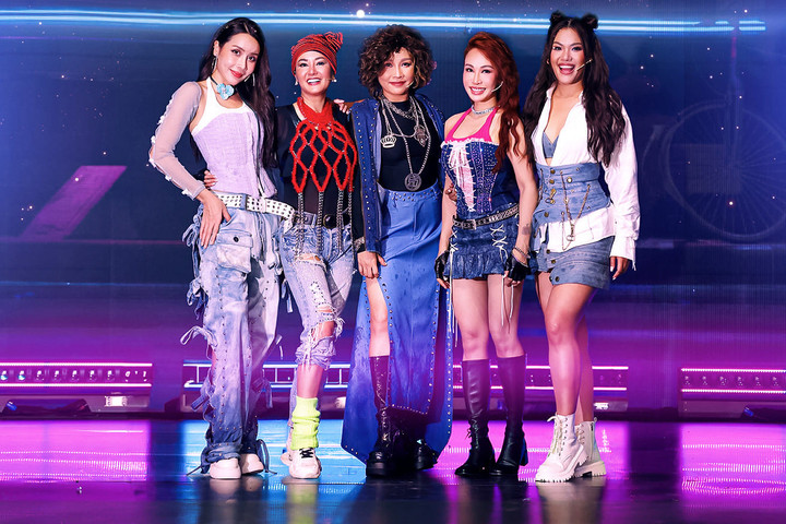 Hồng Nhung, Mỹ Linh phá bỏ giới hạn với hình ảnh khác hoàn toàn.