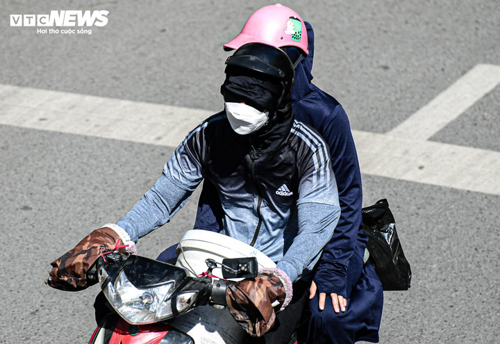 Thời tiết TP.HCM hôm nay 8/1, ít mây, đêm không mưa, ngày nhiều nắng.