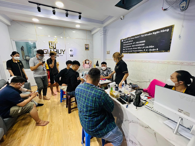 Gia Huy Store và hành trình gặt hái thành công tại thị trường bán lẻ điện thoại - 2