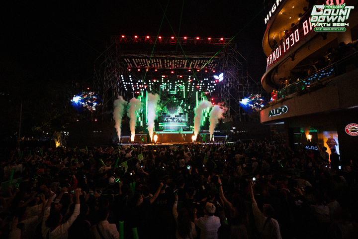 “Trọn đam mê” chào đón năm mới cùng Herbalife Countdown Party 2024 - 2