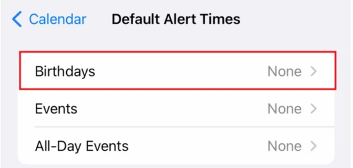 Tại phần Birthday, sau khi chọn sẽ có lựa chọn cho phép ứng dụng Calendar gửi thông báo cho ngày sinh nhật sắp diễn ra. Người dùng có thể tùy chỉnh theo mong muốn, ví dụ thông báo vào 9 giờ sáng của ngày sinh nhật đó, hoặc trước 1 - 2 ngày, thậm chí báo trước 1 tuần