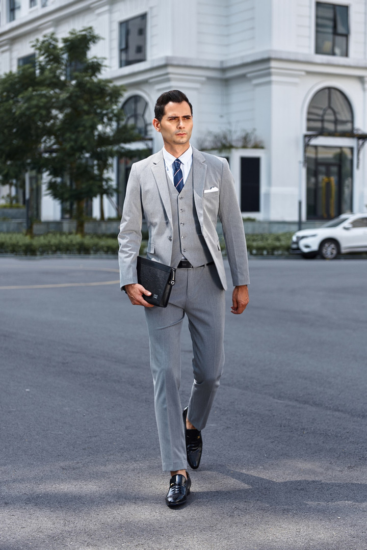 ELLY được vinh danh Top 10 thương hiệu nổi tiếng Việt Nam 2023 - 3