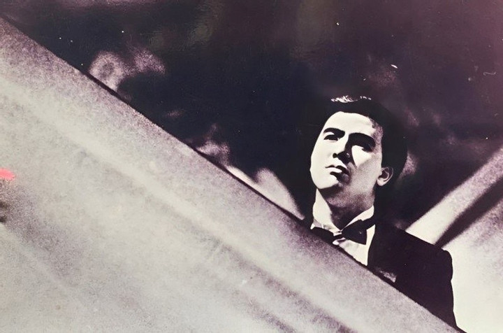 Ở đỉnh cao sự nghiệp, Khổng Tường Đông đã từ bỏ hào quang của sân khấu để quay về tìm lại bản thể của mình.