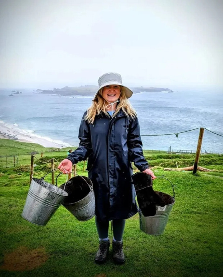 Sức khỏe của Emily được cải thiện rõ rệt khi sống tại đây. (Ảnh: Instagram/@greatblasketcaretaker)