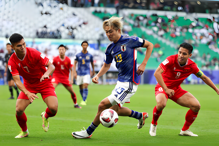 ĐT Việt Nam tạo địa chấn tại Asian Cup, HLV Troussier vẫn nhận tin không vui sau trận thua Nhật Bản