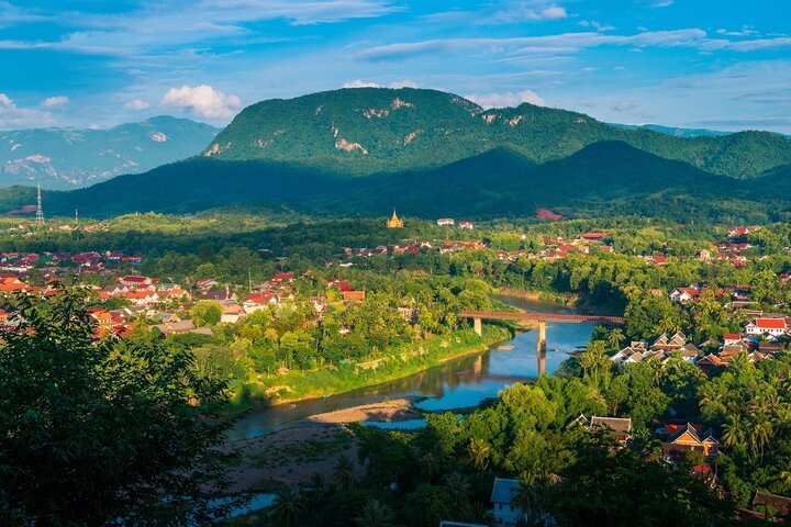 Luang Prabang là một trong những di sản văn hóa của nước Lào.