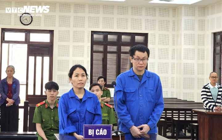 Vợ chồng Ngọc tại phiên xét xử.