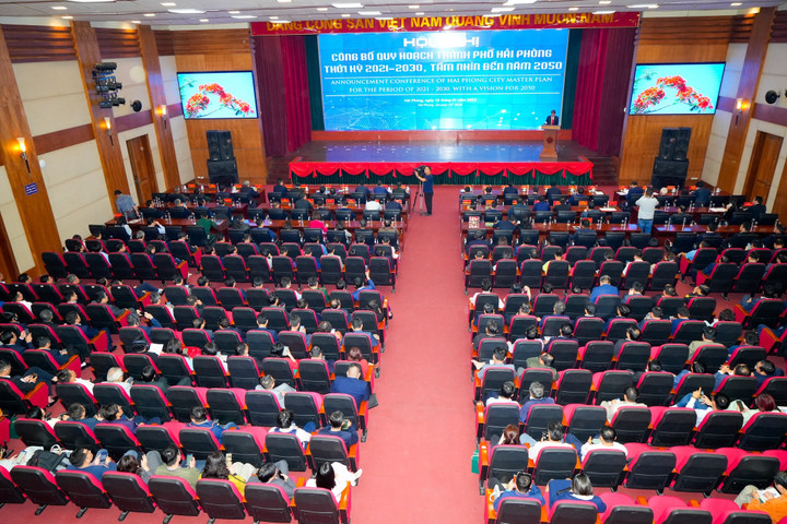 Toàn cảnh hội nghị công bố quy hoạch TP Hải Phòng đến năm 2030, tầm nhìn 2050.