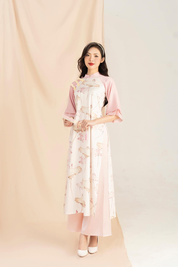 Với cô nàng, mẫu ảnh không đơn giản chỉ là ngành nghề, bởi kể từ khi làm công việc này, Lan học được rất nhiều thứ và bản thân có sự thay đổi theo chiều hướng tích cực.