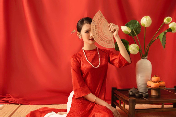 “Em thấy hài lòng với cuộc sống ở thời điểm hiện tại. Dù vậy, em vẫn không ngừng nỗ lực để hoàn thiện bản thân, chạm đến những mục tiêu cao hơn”, nữ sinh chia sẻ.