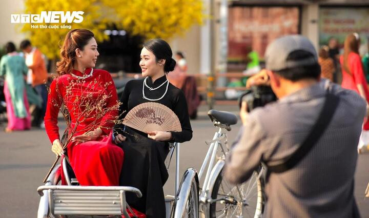 Thời tiết TP.HCM hôm nay 20/1, mây thay đổi, ngày nắng có lúc gián đoạn, đêm không mưa.