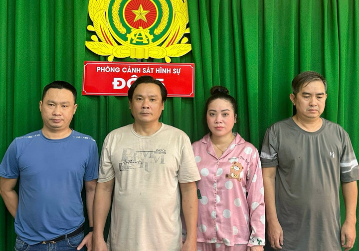 Nguyễn Thất Cầm và Nguyễn Thất Thuyết (từ trái sang) cùng 2 đồng phạm. (Ảnh Công an cung cấp)