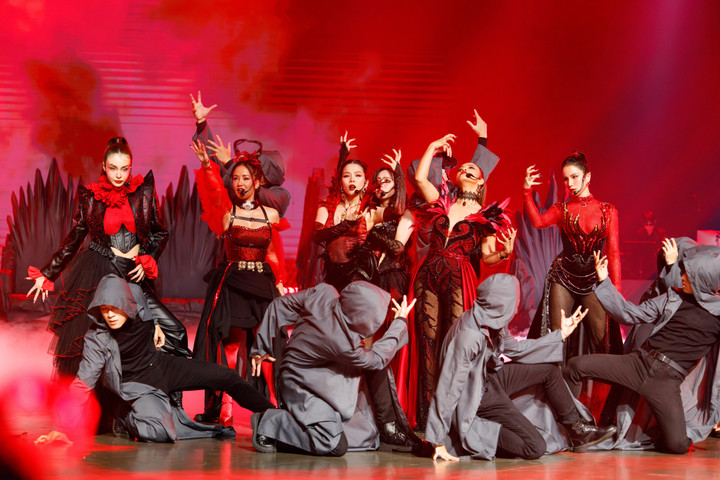 Mashup "Tìm lại – Chưa bao giờ" được 324 phiếu bình chọn..