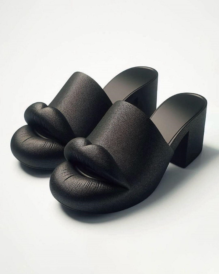 Mang đôi này đi chúc Tết chắc sẽ "ngầu" lắm.